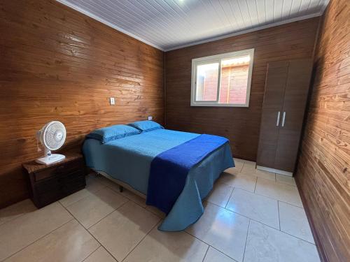 Chalé de 2 quartos, com estacionamento, a 5 min da praia!