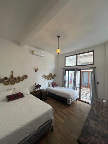 MAYAN SURF HOTEL in El Paredon Buena Vista