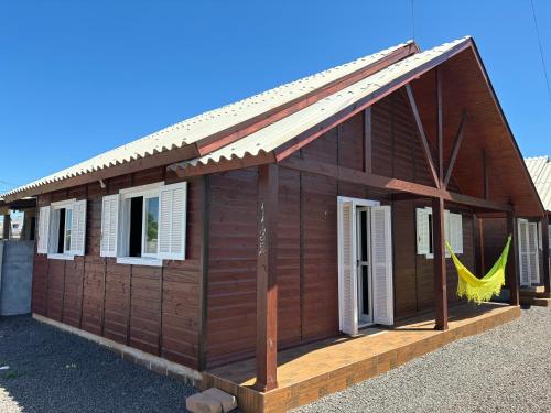 Viesnīcas āriene, Chalé de 2 quartos, com estacionamento, a 5 min da praia! (Chale de 2 quartos, com estacionamento, a 5 min da praia!) in Pasodetore