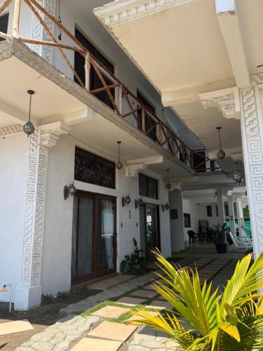 MAYAN SURF HOTEL in El Paredon Buena Vista