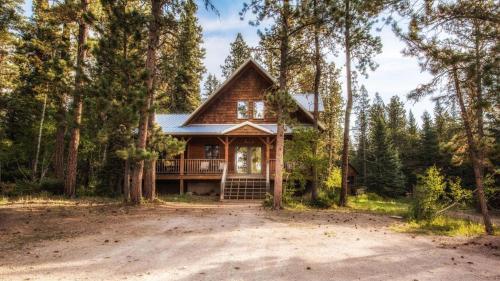 Antelope Trail Lodge, Lead