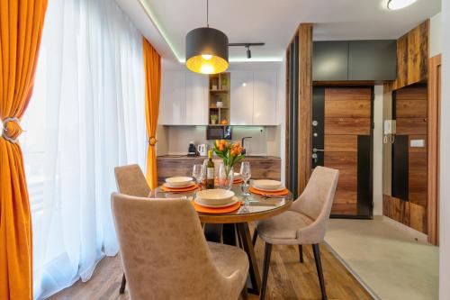 Konyha, Lux Apartmani Djordjevic Zlatibor in Jezero