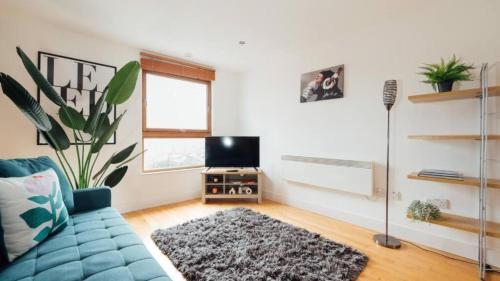 Leeds City Centre Dock 2 Bed 2 Bath