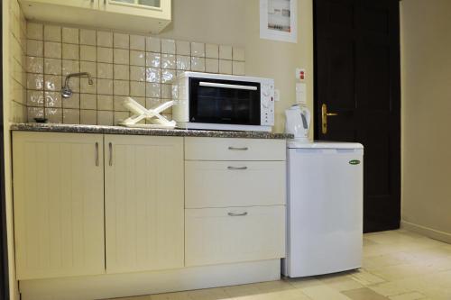 Two-Bedroom Apartment image 10
