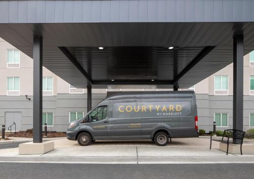 Wingate by Wyndham SeaTac Airport - image 2