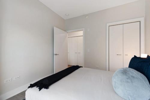 Designer Apt near Union Park - Cloud9-1125