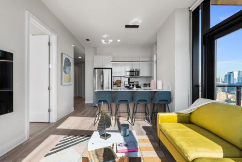 Designer Apt near Union Park - Cloud9-1125