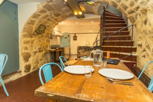 Удобства, Young and Happy Latin Quarter by Hiphophostels in Pantheon - Notre Dame