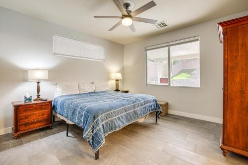 Desert Escape with Pool Oasis Near Golfing and Vegas!, Лас-Вегас (фото 10)