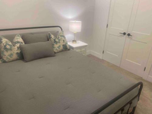 Hollywood North Ft Langley Suite in Surrey, Canada