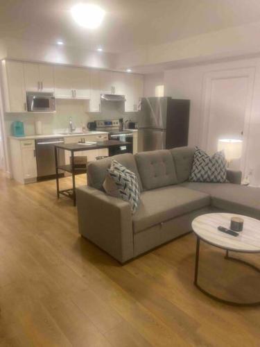 Hollywood North Ft Langley Suite in Surrey, Canada