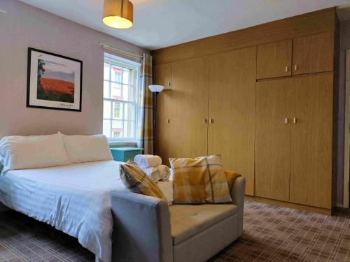 amazing apartments - Websters Land - Castle View, Edinburgh (photo 4)