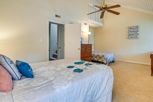 Bohemian Beach Retreat 2 Blocks to Ocean! - main image