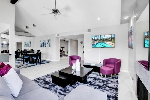 Sleek Modern Oasis - A Ryson Property in Palm Springs, USA