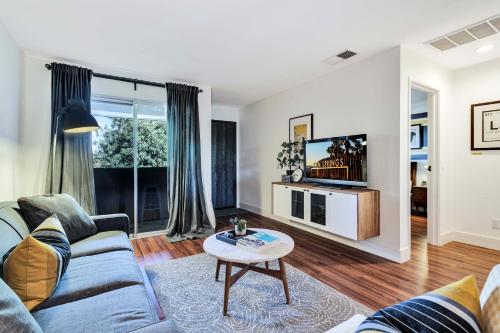 Fresh & Humble Condo for Two - A Ryson Property in Palm Springs, USA
