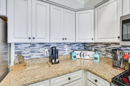 Oceanfront PCB Condo with Pool and Beach Access! - image 11