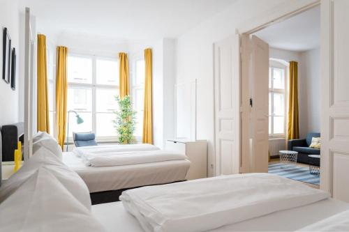 Apartment at Rosenthaler Platz, Berlin (Foto 7)