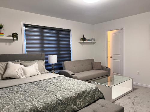 Spacious 4-Bedroom Home, Comfortably Sleeps 10