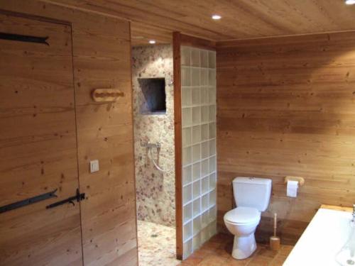 Vannas istaba, Nice apartment in Olsberg in Saint-Pierre-le-Vieux (Bourgogne)