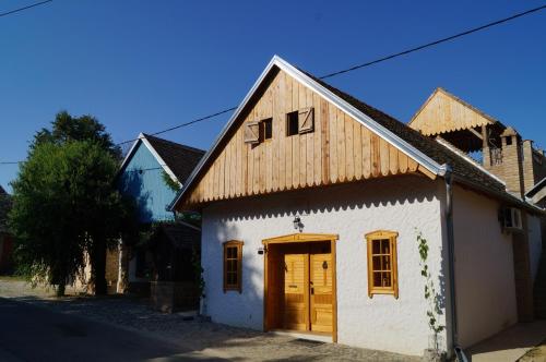  Ruralna Kuća Za Odmor Zajec, Zmajevac bei Belišće