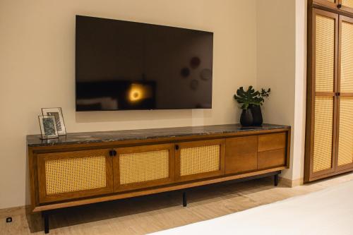 534318161 Casa Continental Hotel Boutique & Suites - Adults Only