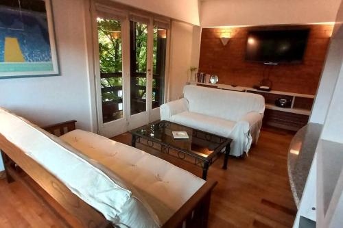 Hermoso departamento en Güemes! (70,000 pesos argentinos por día)