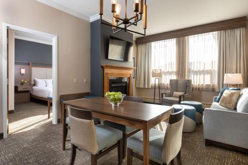 Best Western Plus Waterbury - Stowe in Waterbury, USA