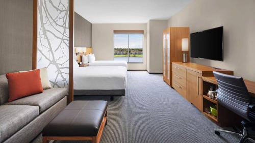 Hyatt Place Jacksonville / St. Johns Town Center - image 4