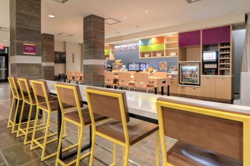 Home2 Suites by Hilton Alcoa Knoxville Airport - 식음료(F&B)