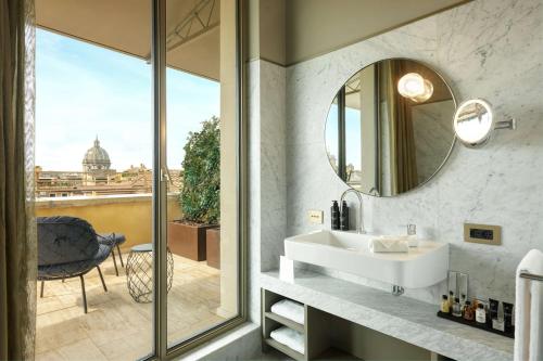 Suite, junior, city view, terrace