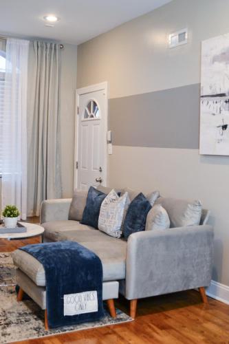 Beautiful Irving two bedroom apartment in Philadelphia, USA