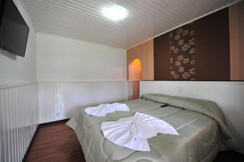 Standard Double Room image 2