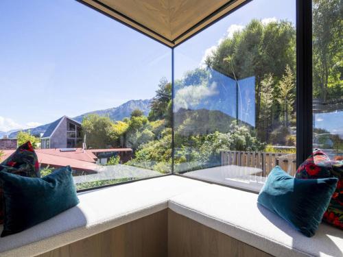Lakeside on Park Street - Villa by MajorDomo - image 2