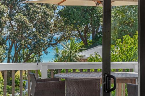 Miro Beach House in Waiheke Island