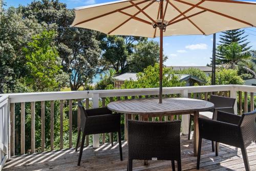 Miro Beach House in Waiheke Island
