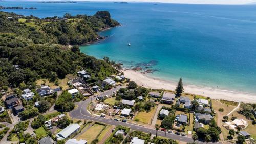 Miro Beach House in Waiheke Island