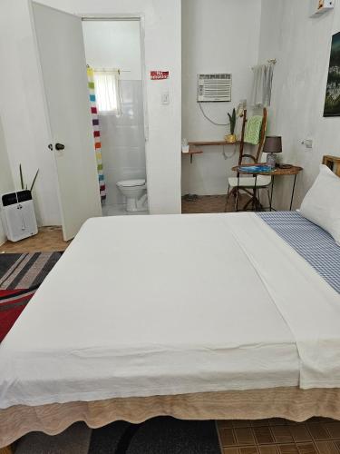 D & N LODGE Room Type - Budget Double Room