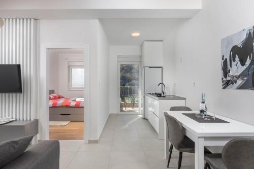 設施, Seafront Villa Andrijana in 科茲里奇