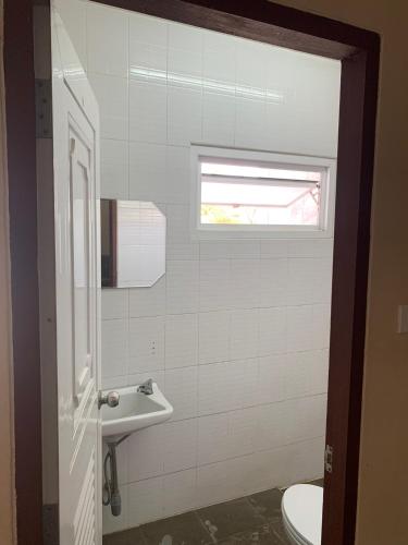 Quiet Homestay with a private bathroom