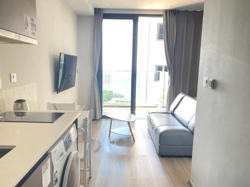 Andromeda Seaview Condo Near Beach