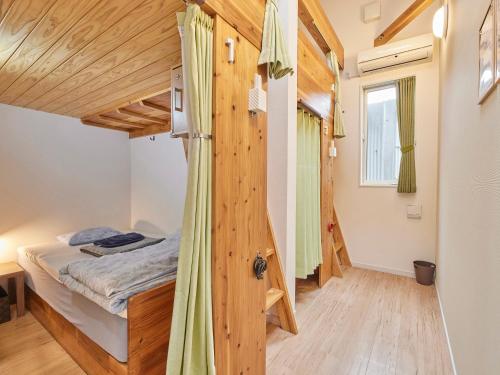 Bed in 4-Bed Mixed Dormitory Room