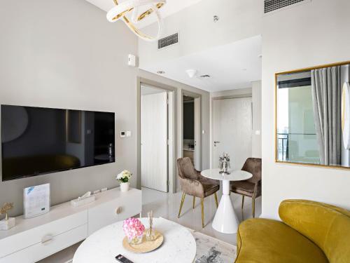 Majestic and Luxurious 1 BDR In- Zada Tower - image 3