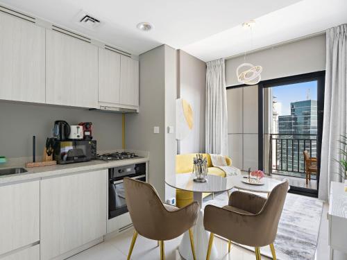 Majestic and Luxurious 1 BDR In- Zada Tower - image 12