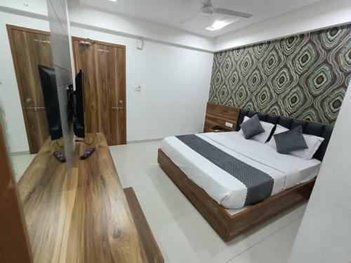 1 queen bed