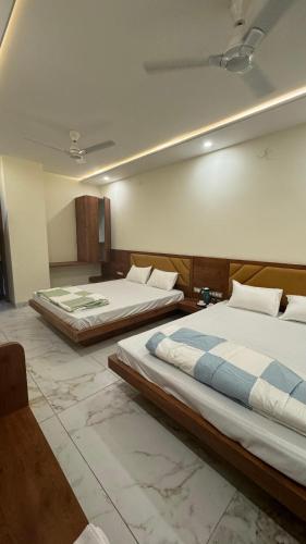 Hotel Prakasham