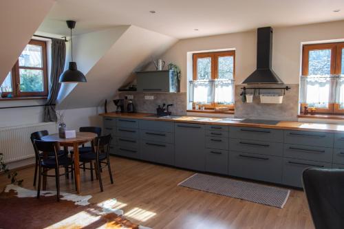 Kitchen, Pod Vojtechem - soukromy wellness apartman in Votice