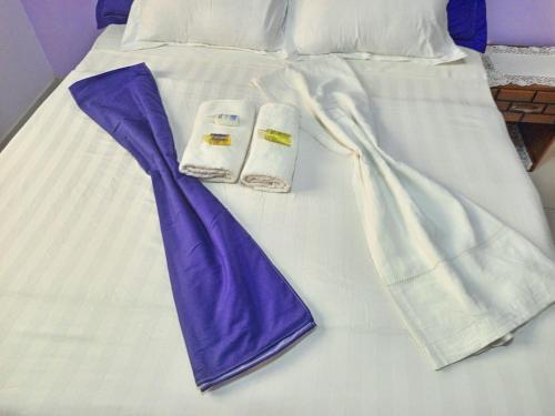 RÉSIDENCE DES 7 COLLINES RÉSIDENCE DES 7 COLLINES