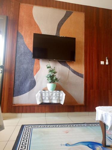 RÉSIDENCE DES 7 COLLINES RÉSIDENCE DES 7 COLLINES