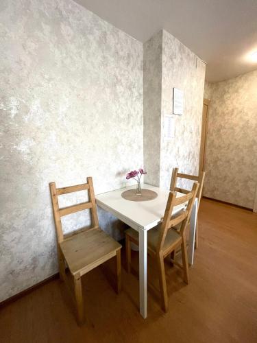 Comfort Triple Room image 4