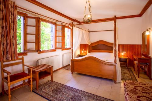 1 double bed, 1 sofa bed